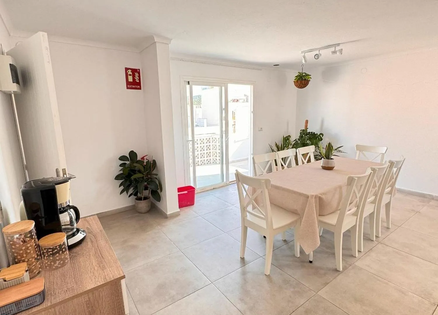 Cisne By Nest Hostel San Antonio  Guest house San Antonio (Ibiza)