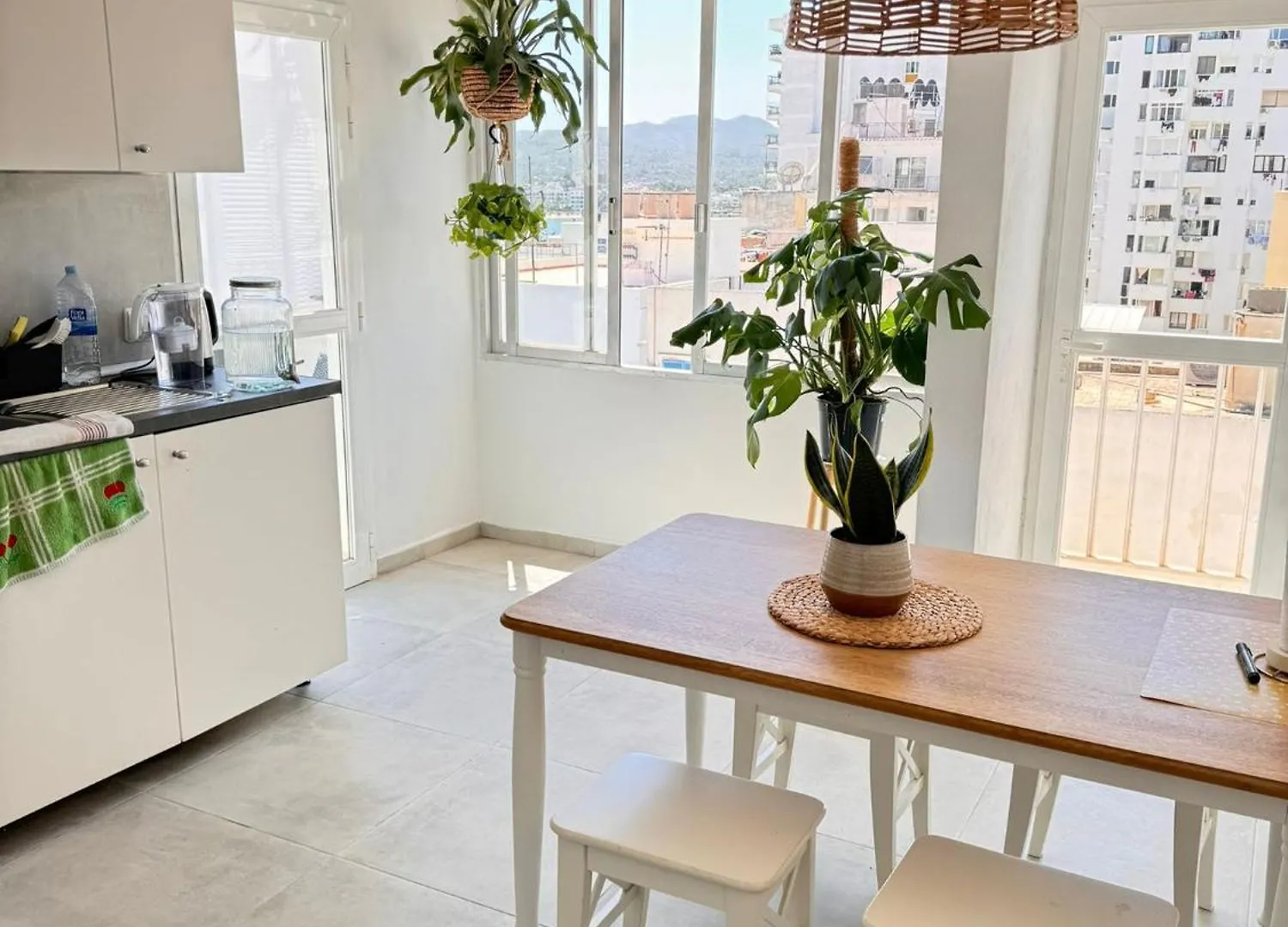 Cisne By Nest Hostel San Antonio  San Antonio (Ibiza)