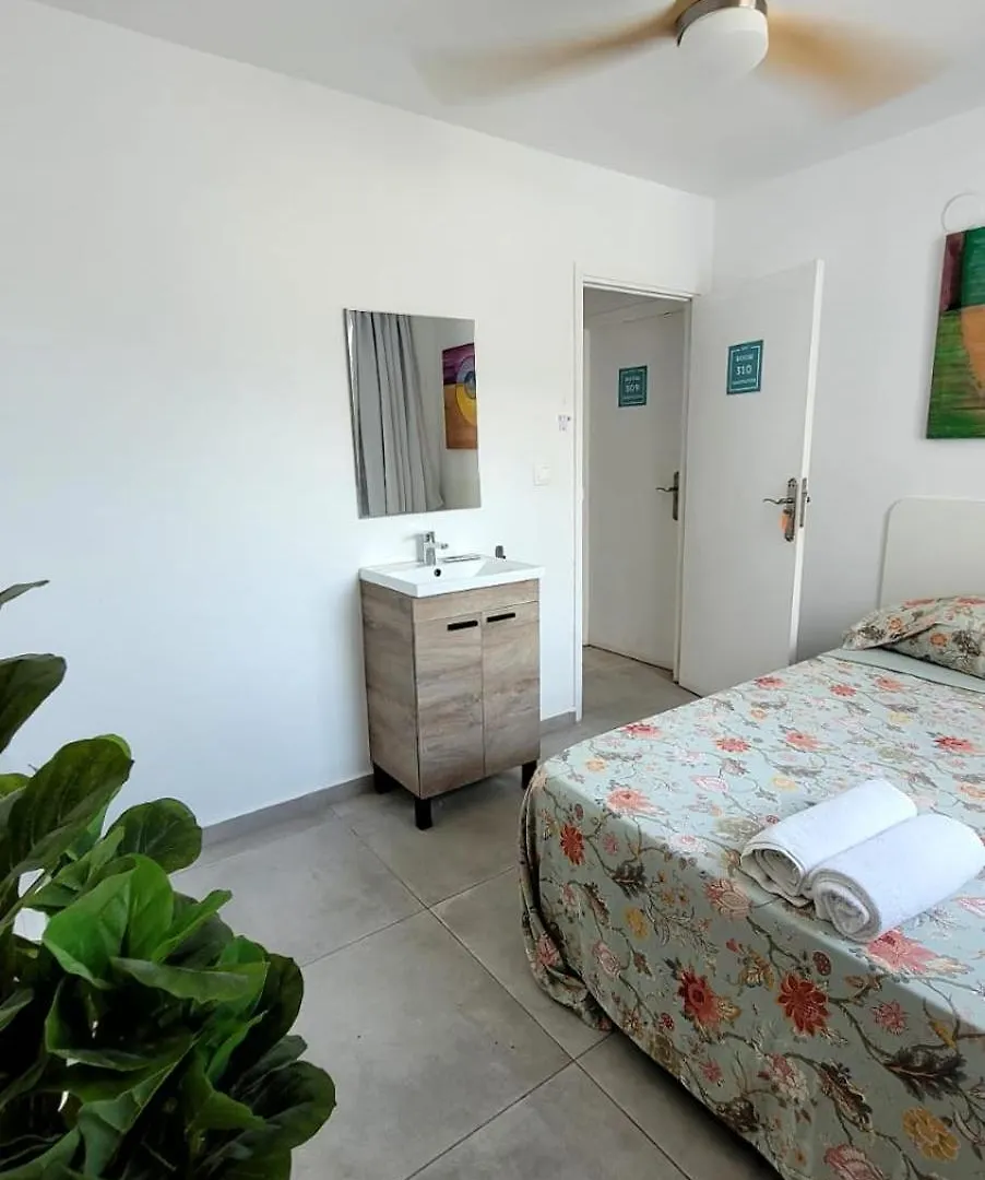 Cisne By Nest Hostel San Antonio  San Antonio (Ibiza)