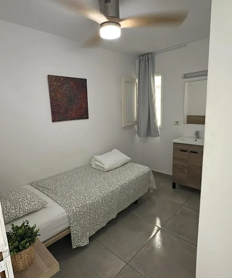 Cisne By Nest Hostel San Antonio  Spain